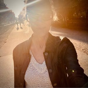 Meet your Posher, JB